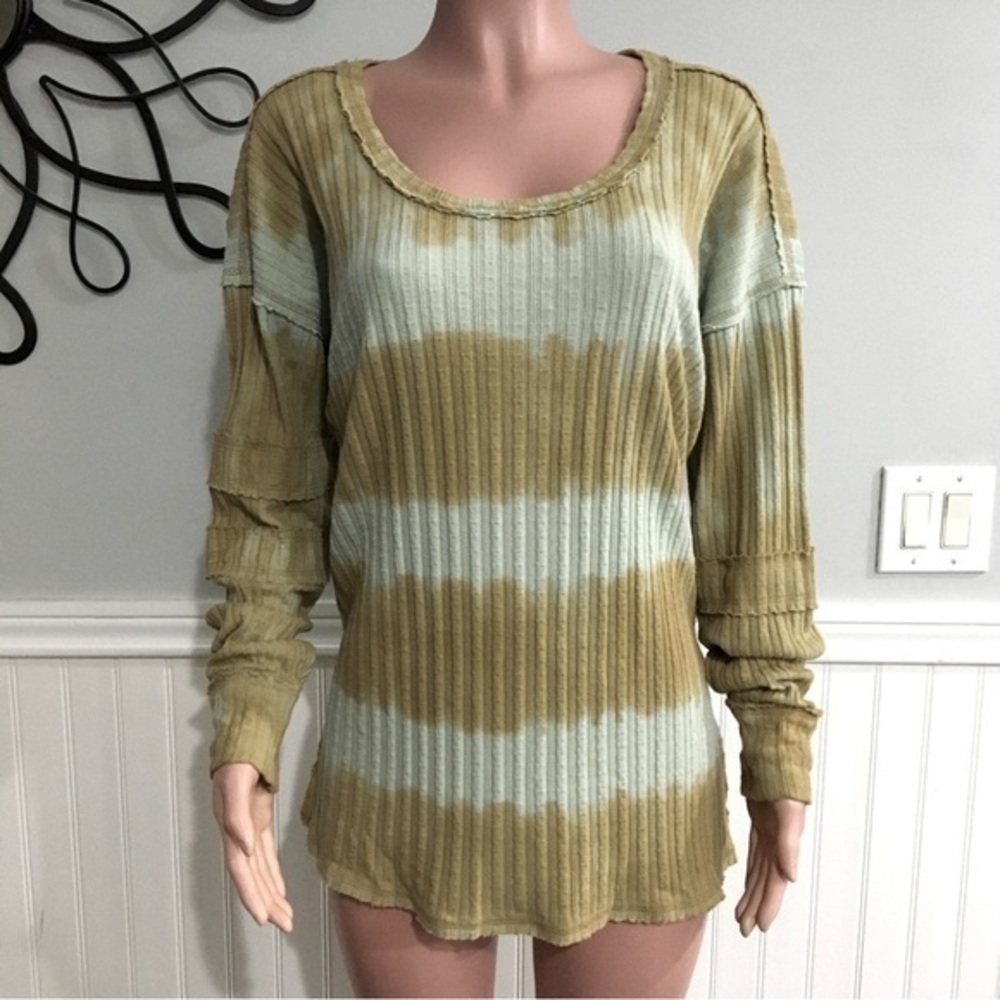 We the Free Oversized Ribbed Sweater Sunset Stripe Tie Dye Raw Edge size Small